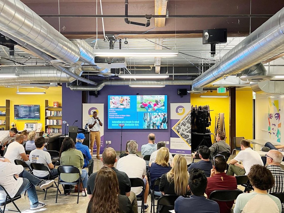 CalLutheranSOM's tweet photo. Hub101 held a Demo Day, showcasing the startups in our current IdeaToDo program: Splitcoin, Dutch, GLUKI, Frendii, and Zavvaly.
#callutheran #clusom #hub101 #ideatodo #entrepreneurship https://t.co/oUA3B7uizS
