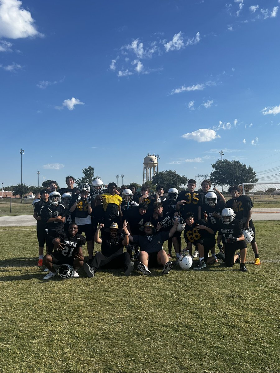 Bye Week: We decided to have a draft and have some fun playing against each other! Team Coach London &amp; Hobbs takes the victory!