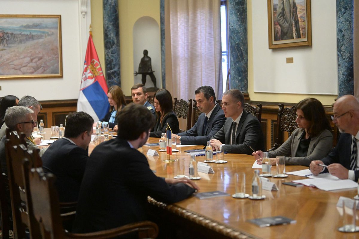 Са делегацијом Републике Француске MEDEF International, која борави у званичној посети Републици Србији, разговарао сам данас о сарадњи у области одбране између двеју земаља.