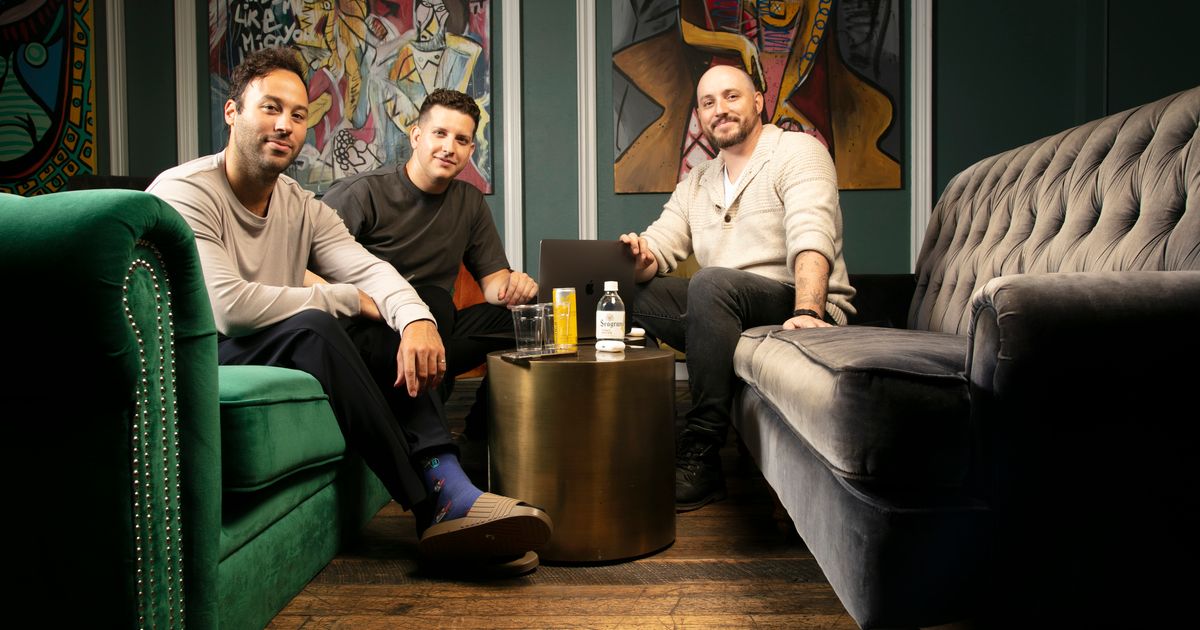 CrainsNewYork's tweet photo. Talent marketplace SellX touts a growth hack for startups. The platform offers on-demand sales reps to save companies time and money https://t.co/oZZJvpKlrb https://t.co/0HoFNSrjYJ