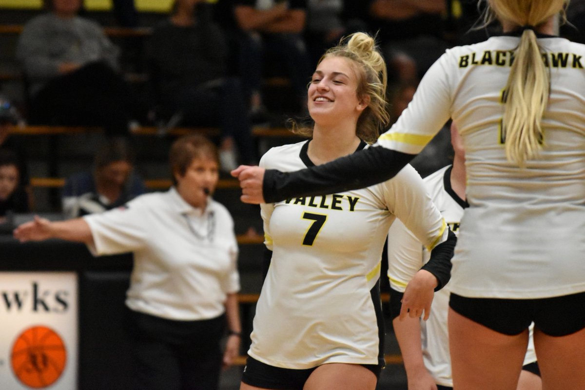 “The momentum carried on from Saturday and I thought it was important that we came out here and showed dominance from the start...I like the way that we played and I’m glad we’ve got that (win) in hand going into the (state) tournament.”
📝: athletics.svalley.k12.in.us/Article/3151