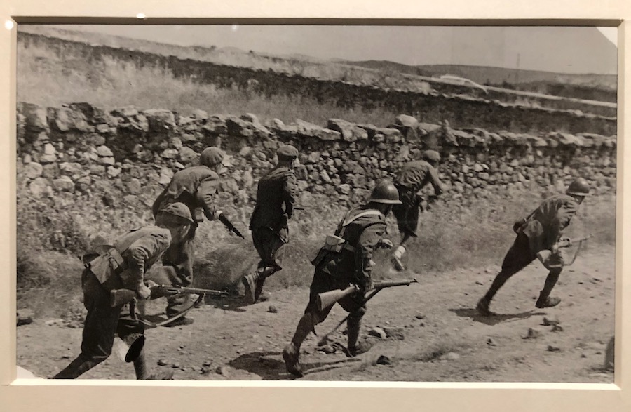 analoguehobbies's tweet photo. Enjoying our stay in Paris. Took in an exhibition at the Musee de la Liberation de Paris, featuring female war photographers. Fantastic curation. Very sobering.  Particularly enjoyed the segment on Gerda Taro, who captured many iconic images during the Spanish Civil War. https://t.co/B5OnEMXXFr