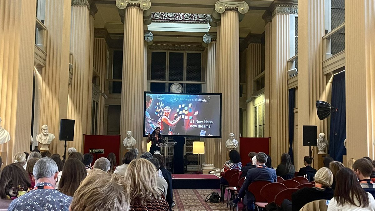 Una_Europa's tweet photo. 👏Ending the Kaleidoscope Showcase on a high with an exploration of our @Una_Europa student challenges #UnaTen #UnaFutura #UnaTogether
🗣Hearing insights from our staff, mentors, associated partner @Helsinkithinkco - and of course our students!
#WeAreUnaEuropa https://t.co/brg75psI2h