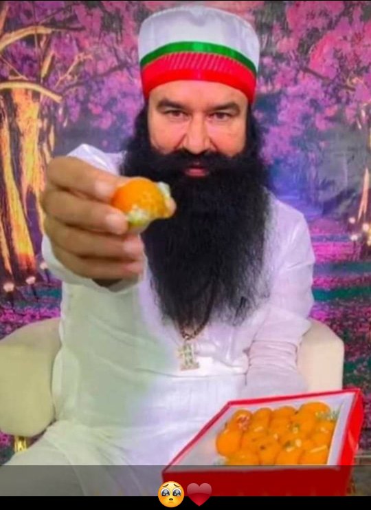poonam77poonam's tweet photo. पापा जी, आप के साथ बिताए दिन बहुत याद आते है ,हँसते-हँसते कब ये दिन गूजर गए पता ही नहीं चला । Miss you, Guru Papa @Gurmeetramrahim Ji जल्दी आ जाओ Please... https://t.co/bOBXgYLjhK