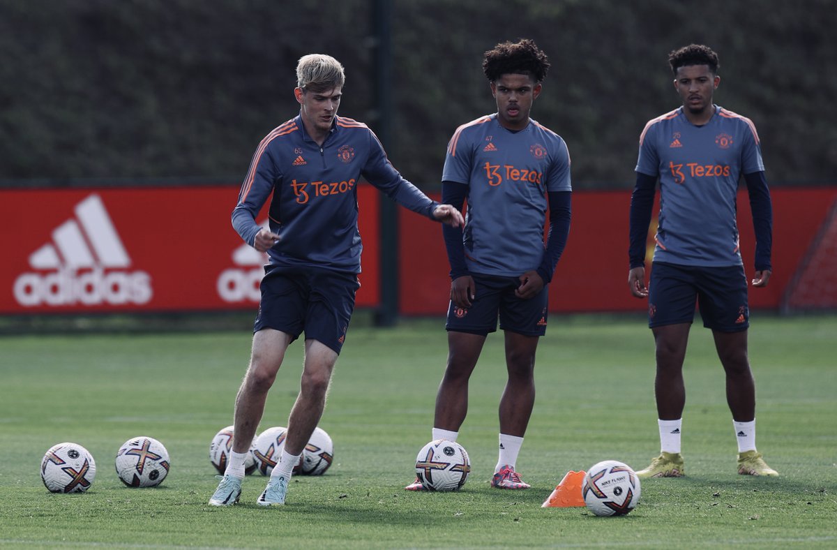 ManUtd's tweet photo. 🔴 Young Reds. 

#MUFC || #MUAcademy https://t.co/KnEIgfCs4M