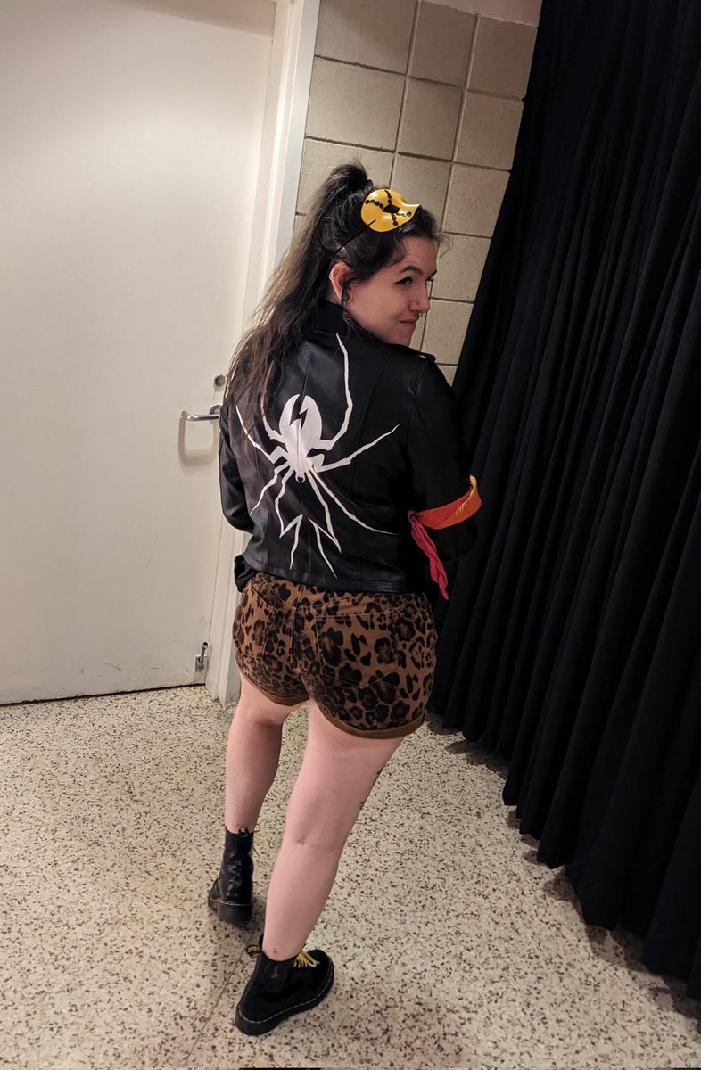 StaySunkMeg's tweet photo. Killjoys really do never die 🖤 in absolute disbelief I could finally see MCR live last night after 13 years of being obsessed https://t.co/G9i3zP4sDp
