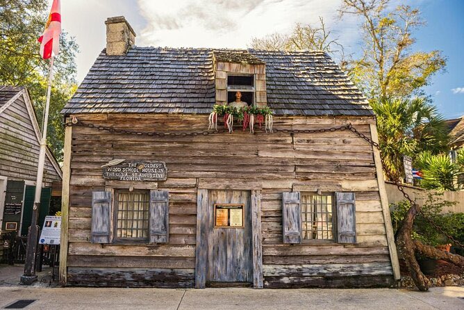 Termite12341's tweet photo. Would it be wrong if we ate the oldest schoolhouse https://t.co/8MDxBFx0tm