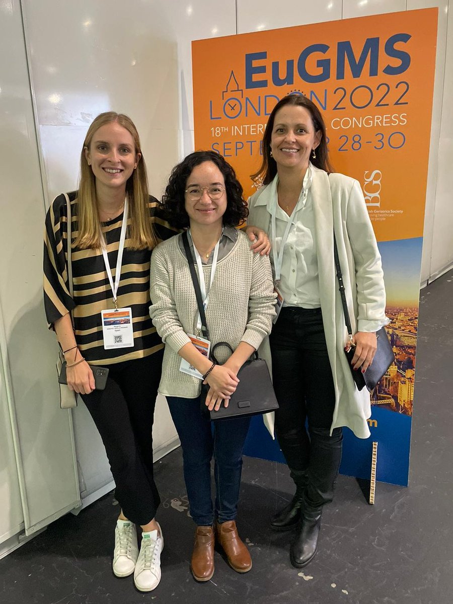 MnicaZuleta3's tweet photo. Equipo Geriatría @vallhebron en el Congreso Europeo de Geriatría @EuGMSSociety @margasarcilla https://t.co/EPXXKO7YOL