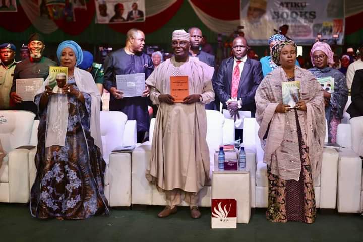 hanna_Iye's tweet photo. I'm honoured to have been a part of the launch of the #AtikuBooks that captures the story of my life, my landmark judgements that have deepened democracy and constitutionalism in Nigeria and my thoughts on restructuring as a pathway to unity and development. -AA https://t.co/7BRENldYes