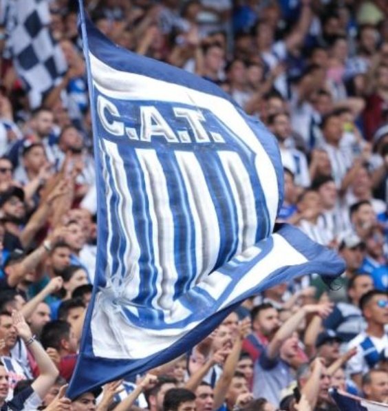 LaloHAM95's tweet photo. La hinchada de Talleres

Como son / Como los vemos en Chaco https://t.co/8o1keHR7IE