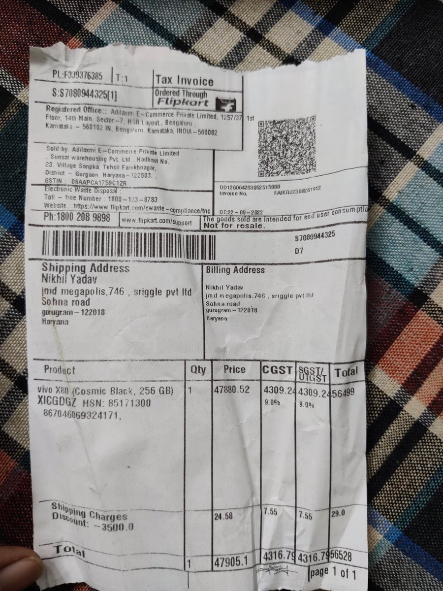 NikhilY13332921's tweet photo. Hello team,
I have raised the return request 2 times but it is getting cancelled . 
I Ordered Vivo x80 12 256 GB but i got 128 gb variant .order Id OD126064283052515000
please look into this matter 
#FlipkartBigBillionDays 
#Flipkart 
#flipkartscam 
@Flipkart 
@flipkartsupport https://t.co/VOoHn4ybCT