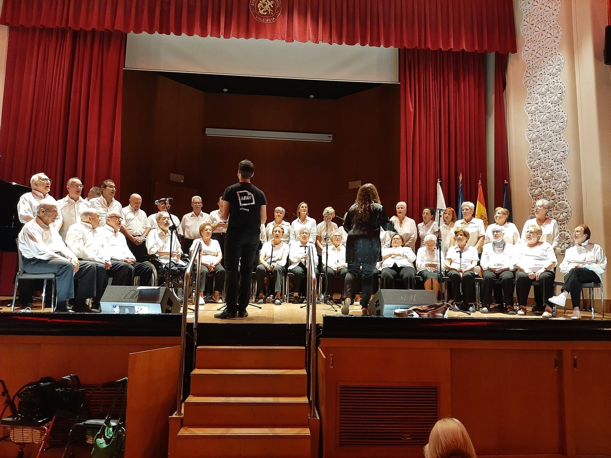 afavalencia's tweet photo. Ya estamos en @AteneoValencia listos para el concierto Boleros para recordARTE con @JavierBotella1 y más artistas. https://t.co/YQiQLLgYBX