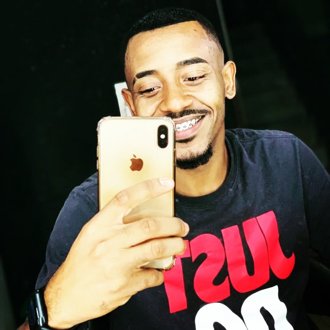 MaiconM49395962's tweet photo. #NewProfilePic
#semsaudades https://t.co/X43WID0VDJ