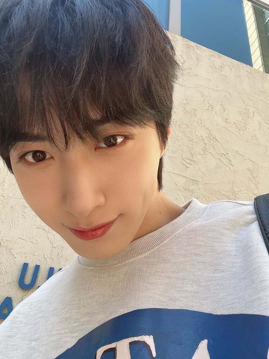 elastusfeed's tweet image. #XION #YEJUN