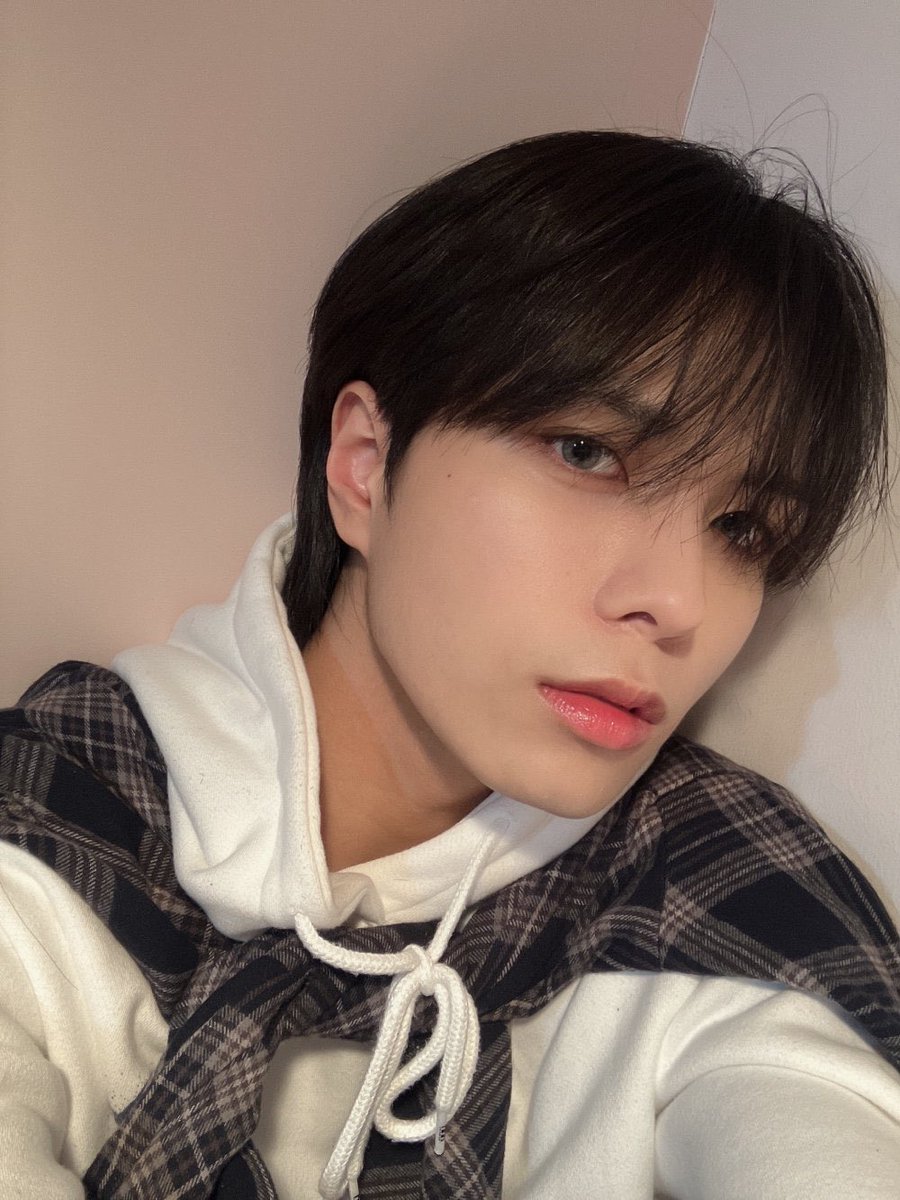 elastusfeed's tweet image. #XION #YEJUN