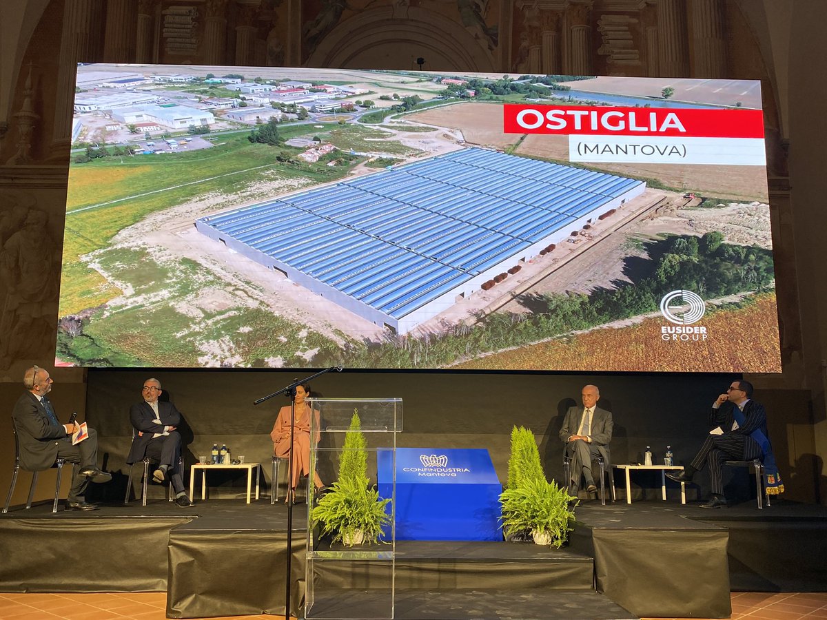 MariaAnghileri's tweet photo. Questa scelta infrastrutturale permetterà di investire sulla comunità territoriale mantovana generando un significativo aumento occupazionale e produttivo, e una sensibile diminuzione delle emissioni di CO2 rispetto al trasporto su strada @AssindMantova @ConfindustriaL #Eusider https://t.co/eCdBeFyvT6