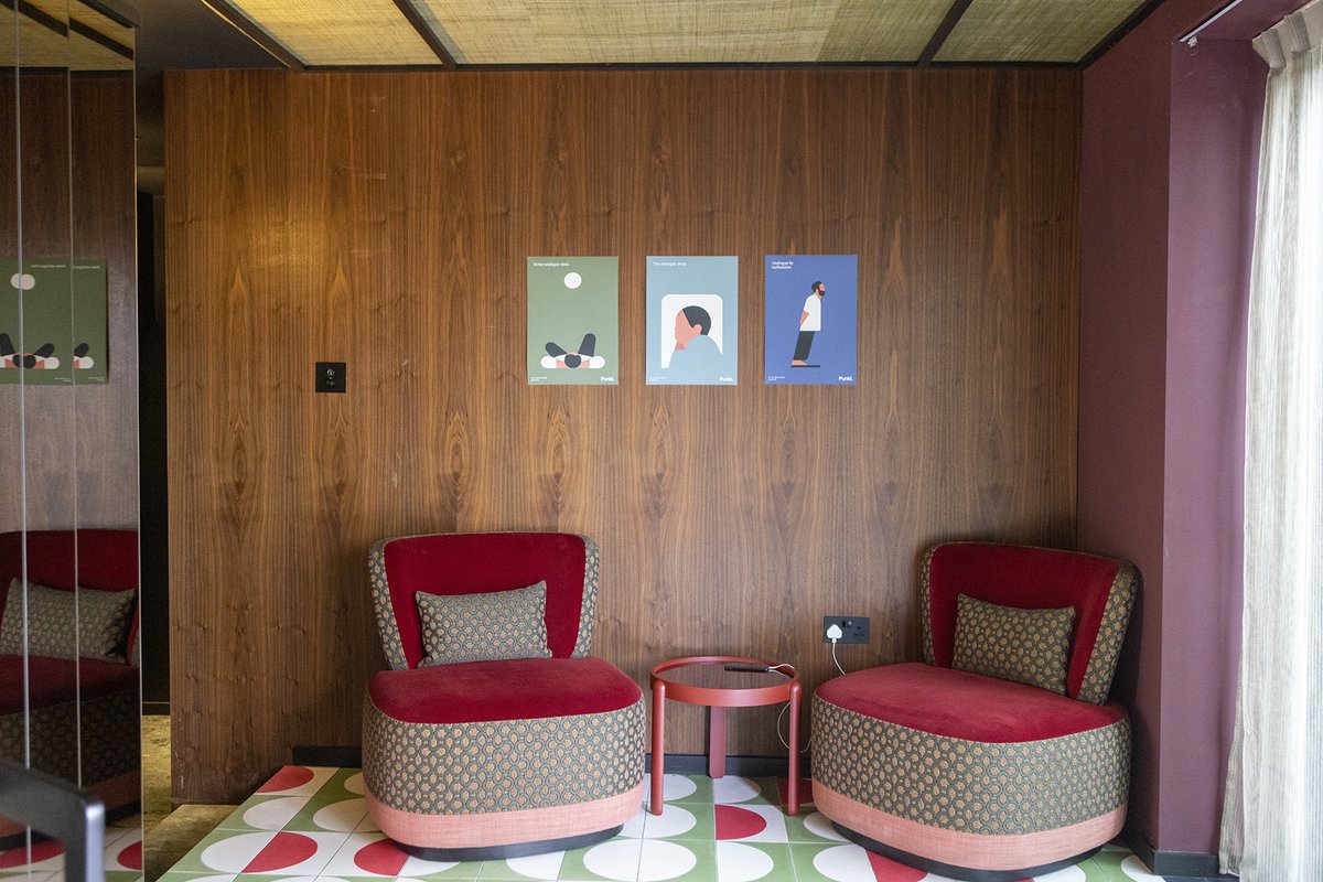 punkt's tweet image. We were back in the British capital for the first time since 2019, and a lot has happened since. Still, London continues to gather creatives, designers and talent from across the globe to celebrate design. #LDF22 #punktdesign #PunktAC02 #shoreditch #nobu