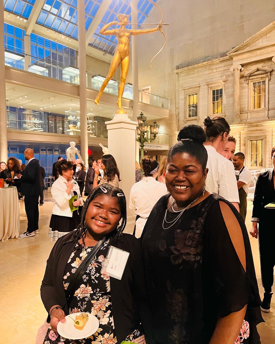 BxPs70's tweet photo. The Max had the honor of celebrating with @wellnessintheschools at the @metmuseum for the 2022 WITS Gala. We were featured in a film where 5th grader Samiyah Bell shared her experience with WITS at P.S. 70! Thank you @WITSinSchools for all you continue to do at The Max!🥰 https://t.co/mwbUWgVQN4
