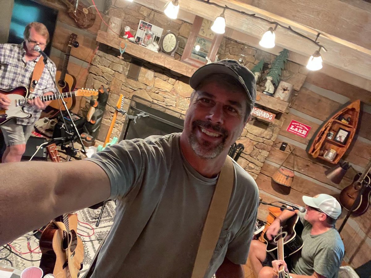 Hey y’all! We’re getting excited to play some songs from Travel Mercies at From the Earth Brewing in ATL on Oct 8! Be sure you get your tickets at the link below. Let us know if we’ll see ya there! 
freshtix.com/events/smokin-…