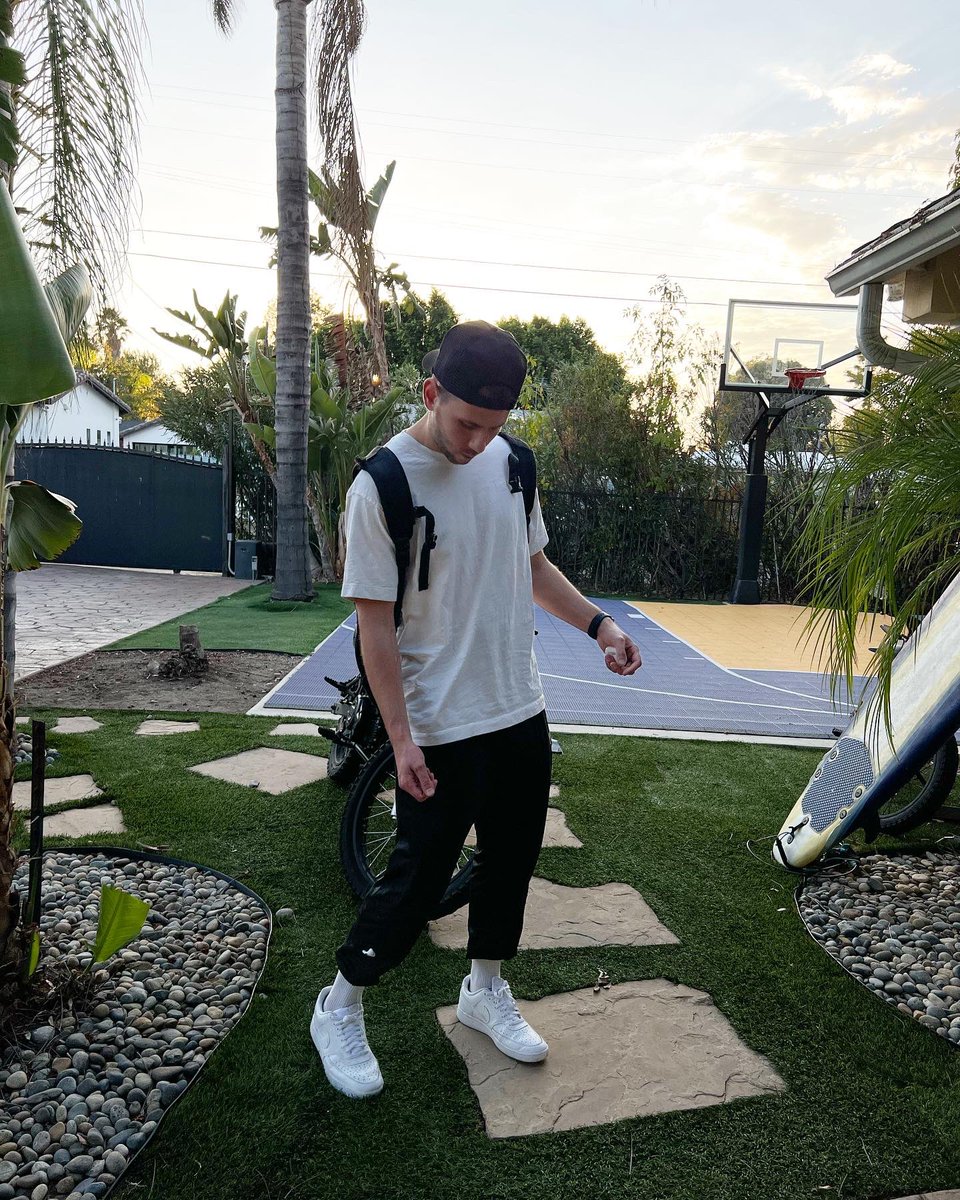 Huey Mack tweet media