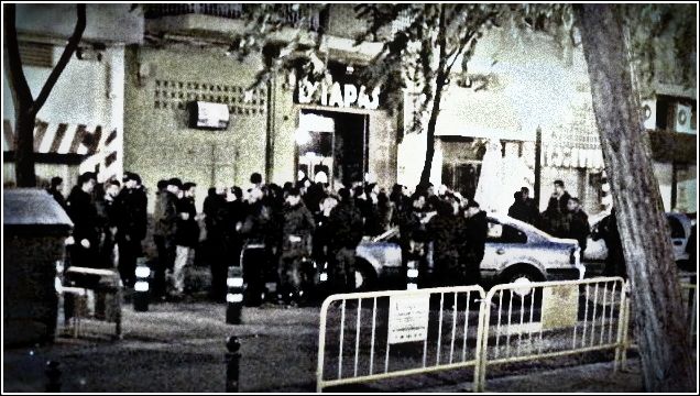 Spirit69_'s tweet photo. Recuerdos que me transportan a un Pasado muy Presente.@CurvaRCDE Cuantas Historias juntos. Memorias de Jóvenes Airados. #RCDE #defendrcde #irreductiblesrcde #curvarcde #resistenciasuburbana #nonmollaremai #wearestillyoung https://t.co/x2iw2kTNpK