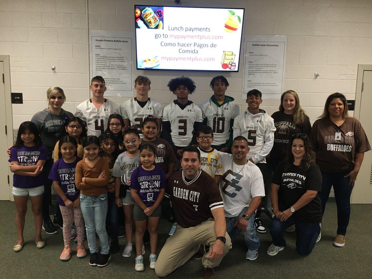 Buffaloes were out at Buffalo Jones Elementary this morning welcoming and high fiving students as they arrived. We hope you have a great day Buffalo Jones!!! #buffpride