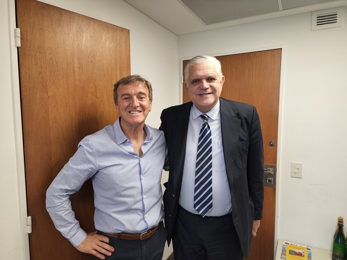 Junto a <a href="/rlopezmurphy/">Ricardo López Murphy</a> visitamos a <a href="/ATortorielloOk/">Aníbal Tortoriello</a> para conversar sobre el futuro de Río Negro.

Vamos por un proyecto de provincia que piense en el futuro de los vecinos y devuelva las esperanzas