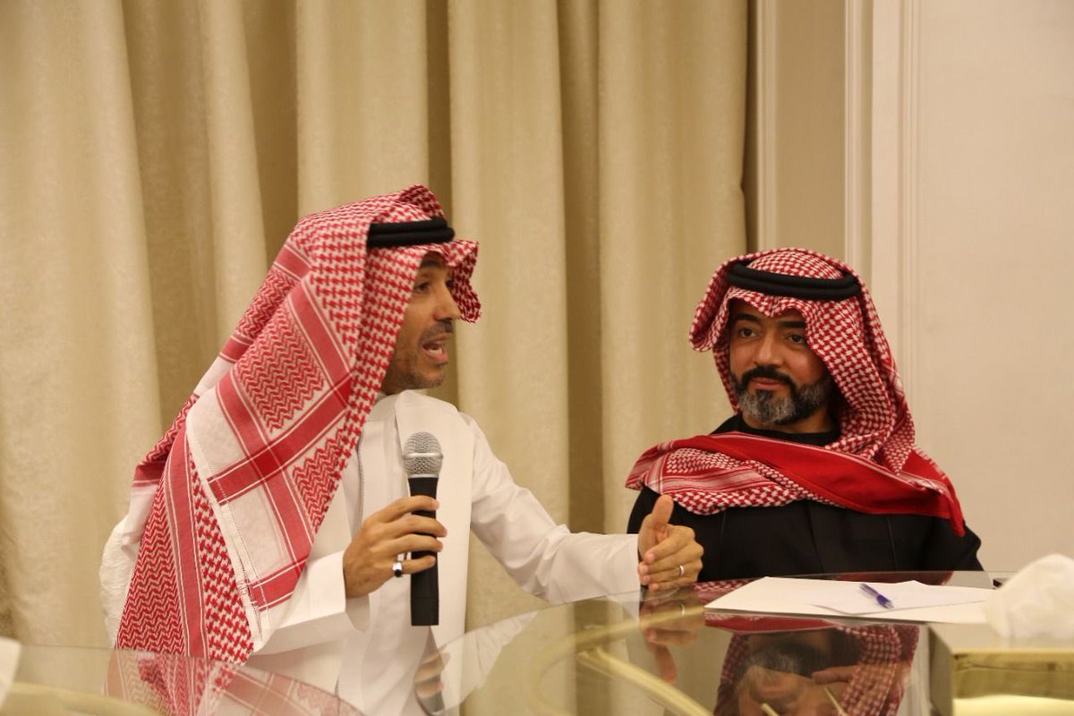 LawFriendsSa's tweet photo. بإشراف ودعم من #لجنة_المحامين_بمنطقة_مكة_المكرمة وعلى هامش أحداث #اليوم_العالمي_للقانون اختتمنا ملتقانا العاشر الاستثنائي بتقديم المحامي/ أ.خالد أبو راشد @KhalidAboRashed وقد كان يومًا حافلاً و مليئًا بالمعرفة والتعلم ومشاركة التجارب والخبرات بحضورنا الكريم.

#ملتقى_أصحاب_القانون https://t.co/Kz2bOpMiFs