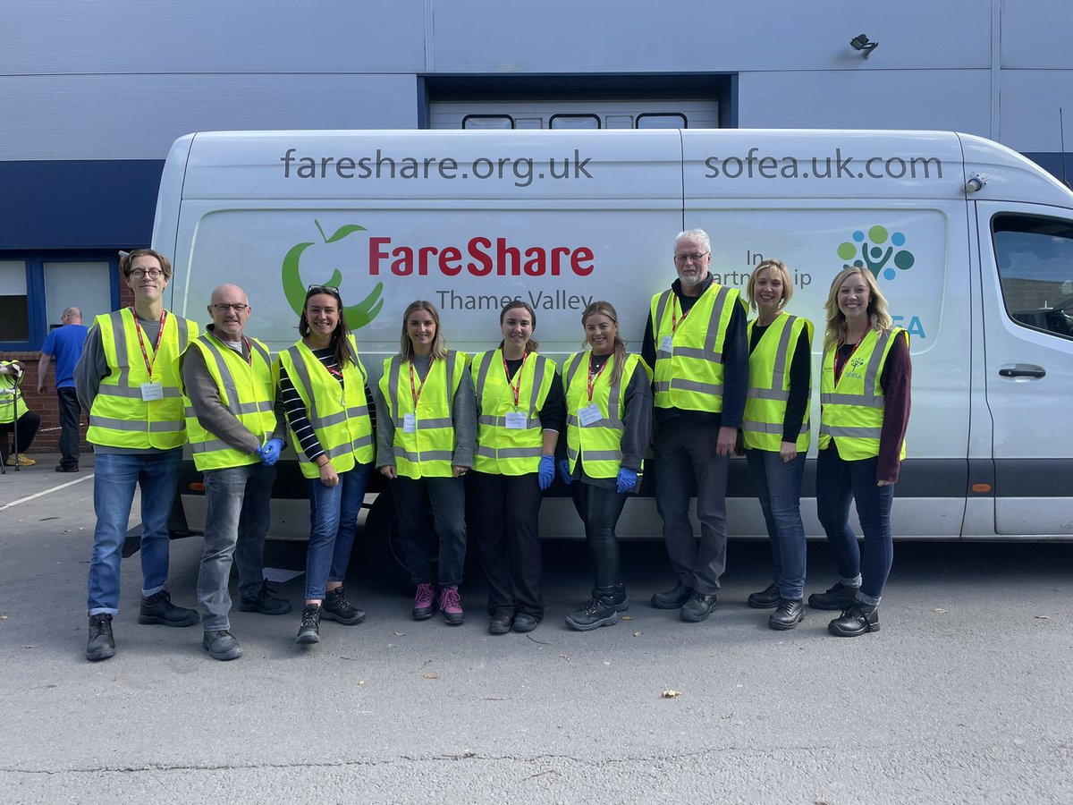 juls_thousand's tweet photo. Fab day #volunteering for @FareShareUK with @PremierFoodsPLC giving back to our #communities https://t.co/7qGMfrgpUl