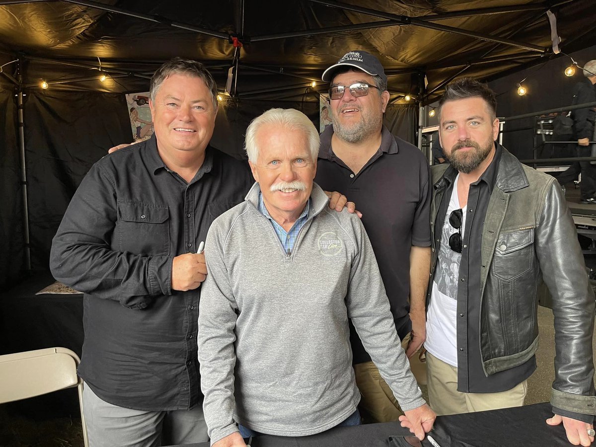 colandreo's tweet photo. @mikebrewer Yes Sir...Great Show as usual!  Wonderful seeing you, Wayne and Ant at the Big E in Massachusetts https://t.co/hW7nYreQSB