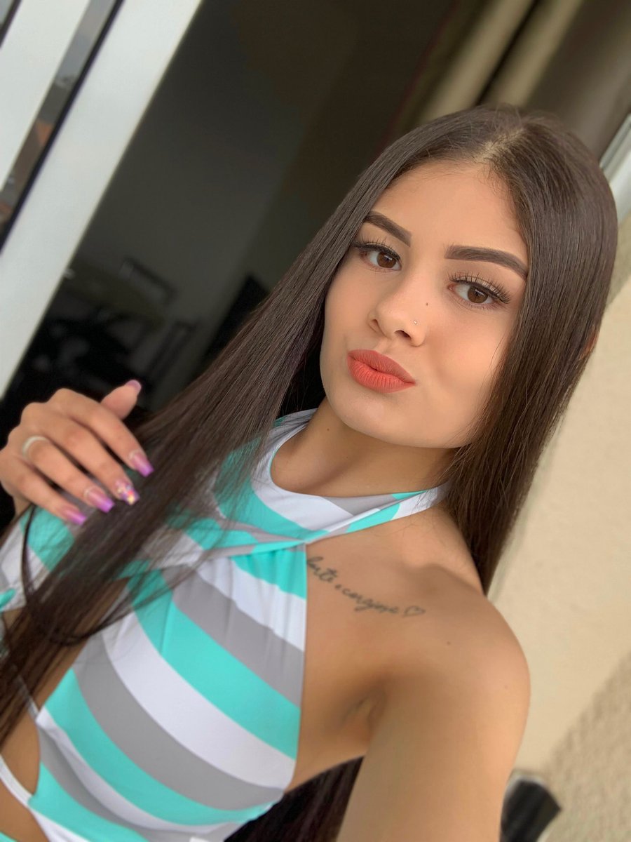 spfclah's tweet photo. Obrigado meu Deus por mais um ano de vida, 19 🥳✨ https://t.co/1MGlFxeX5O