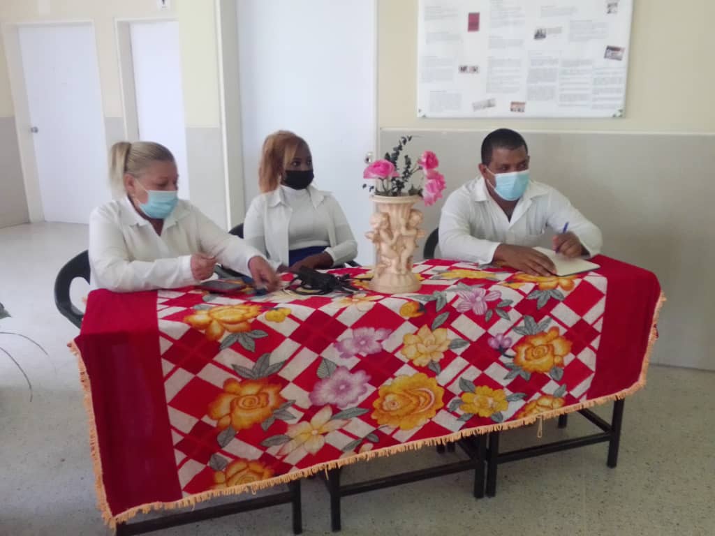 Participan colaboradores del estado #Miranda en jornada científica en saludo al 60 aniversario de la Colaboración Médica Cubana. 

#CubaPorLaVida #SoyCederista #Cuba #FuerzaPinar #SomosDelBarrio 

<a href="/cubacooperaven/">Brigada Médica Cubana en Venezuela</a> <a href="/GHNordelo5/">Gerardo Hdez. Nordelo</a> <a href="/cdr_cuba/">CDR de Cuba</a>