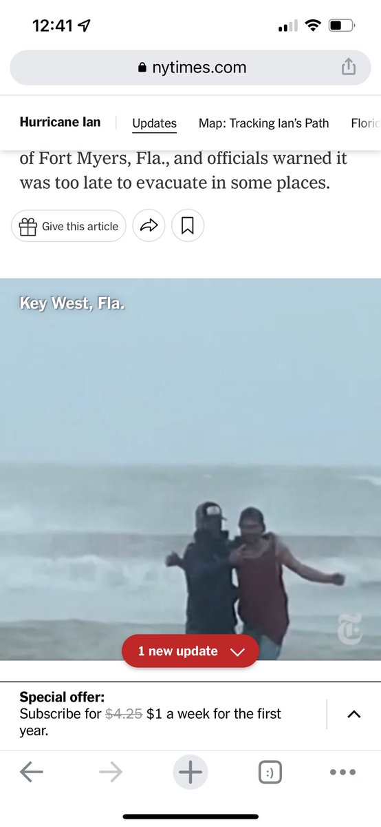 Watching the NYT live coverage of #Ian  showing some people in Key West taking selfies??
Stay safe!