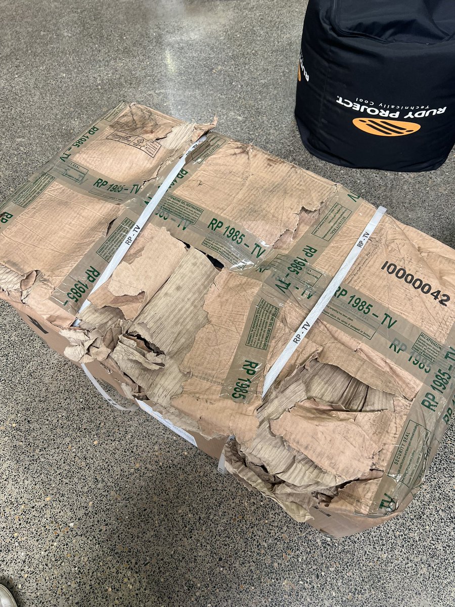 Nice work #fedex my box arrived today completely wet and water damaged. Driver dropped off the box and ran. No one contacted me about it being water damaged, zero phone call, email, etc. all the bottom layer of the box damaged.  Now repacking and drying out.