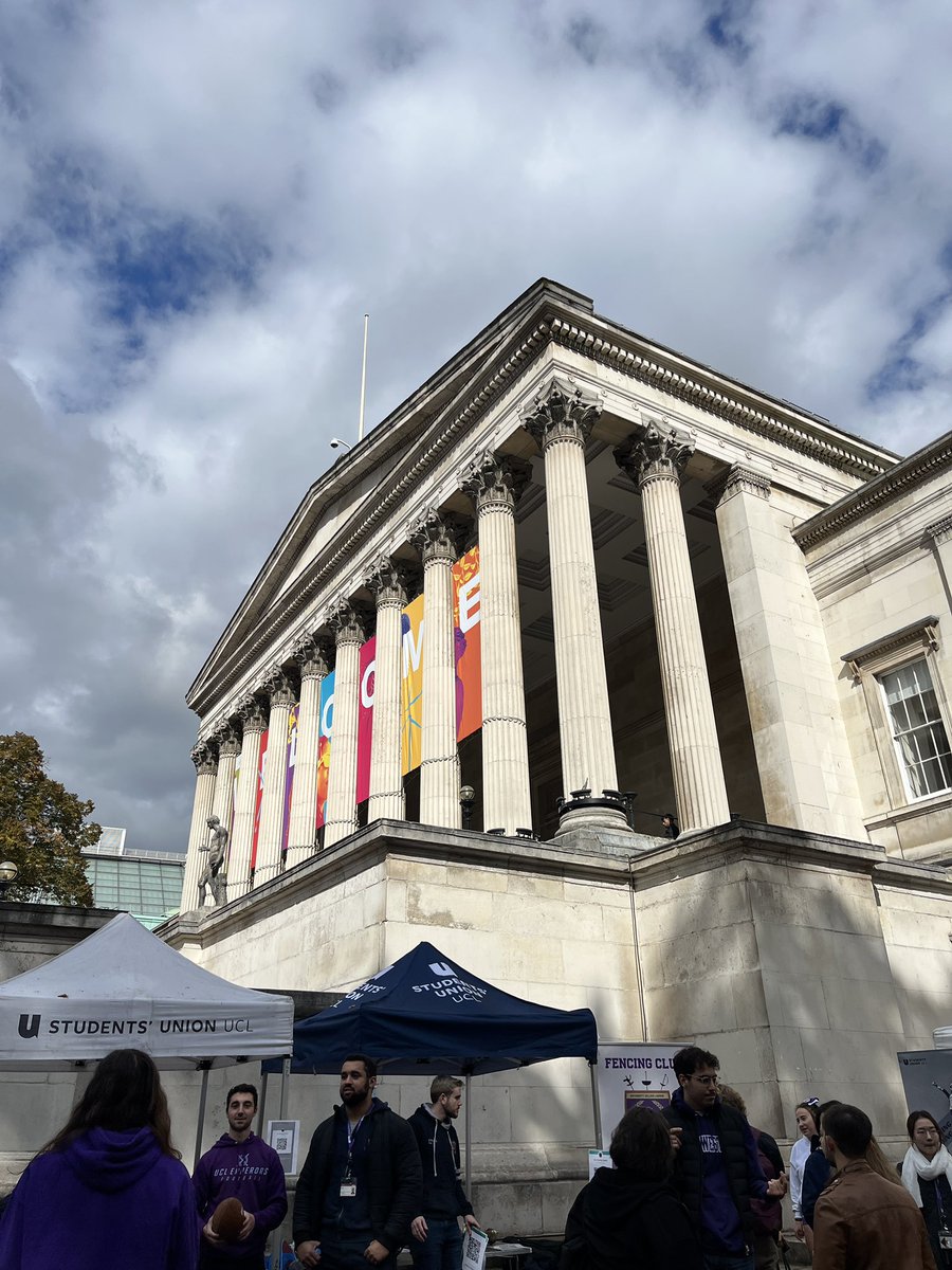stellarkettle's tweet photo. Great first day @ucl for the doctoral induction! Got to have a discussion with an old friend @JossBlandHawtho visiting here https://t.co/uLbeXkDPBB
