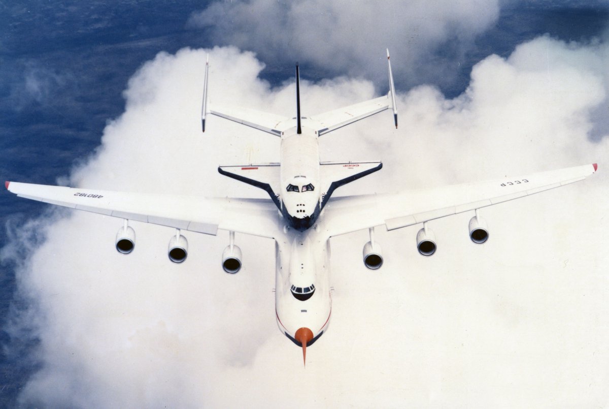 11K25_Energia's tweet photo. A marvelous photo of Buran flying piggyback on the Antonov An-225 Mriya.

One of my all-time favorite pics of Buran and Mriya.

#AvGeek https://t.co/AKXdHWI2Lw
