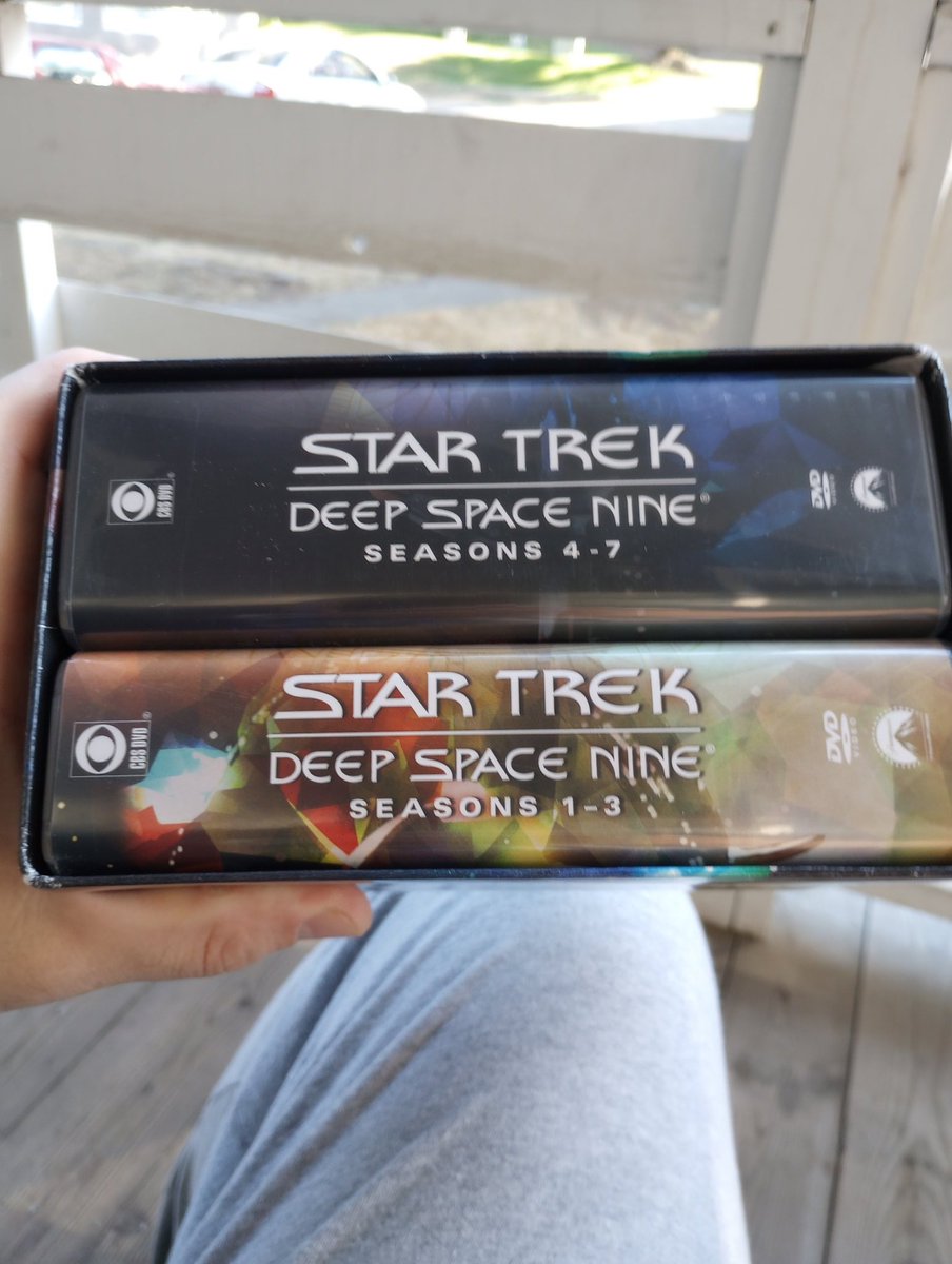 jayloe43's tweet photo. Oh @Nina7Infinity looky looky what came in right now #DS9 #Sisko #QuarksBar @Nerdrotics @xraygirl_ @realRealDukat @HAWTToys @DDayCobra https://t.co/rP4Fg1qdVQ