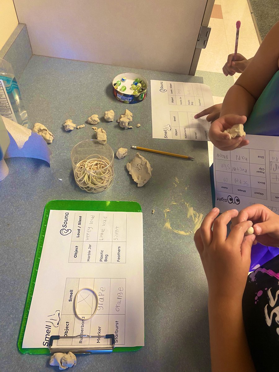 MsBarrett123's tweet photo. Wrapping up our unit by investigating matter using all 5 of our senses https://t.co/TXZ6xSqNHr