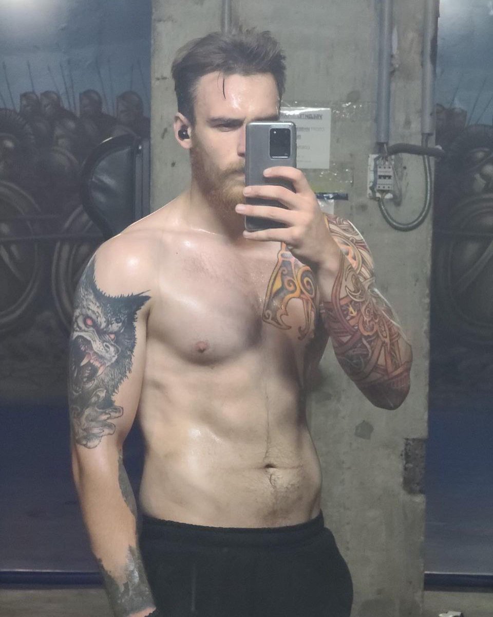dattalion's tweet photo. “Intensive Cutting with Top russian Nutritionists”
This sarcastic description Mykola Kushch, call sign Frost, added to three images showing his transformation from an athlete to an emaciated shadow after #AzovSteel plant seizure and #russiancaptivity. https://t.co/9tzqKGGJUT