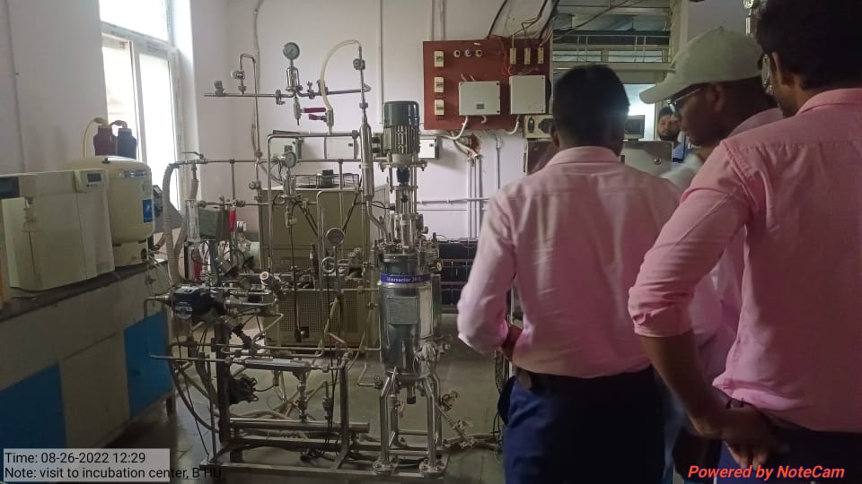 KnpgPrincipal's tweet photo. A visit of faculty members and students was made on 26th August 2022 to the Ideation, Innovation, Incubation and Foundation Center, BHU, Varanasi. https://t.co/6L1BLB7RkO