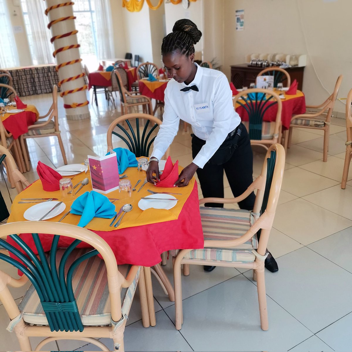 FishTamtam's tweet photo. Tangazo! Nimerudi Shule🤗 So i can learn current trends in order to serve you better. Wish me Well😇

Yours faithfully, 
Your favorite fish momger
#backtobasics #fishmongerlife #seafoodrestaurant #womeninbusiness #learningneverstops #entrepreneurship #foodservice #foodandbeverage https://t.co/Qexe7IfPDV