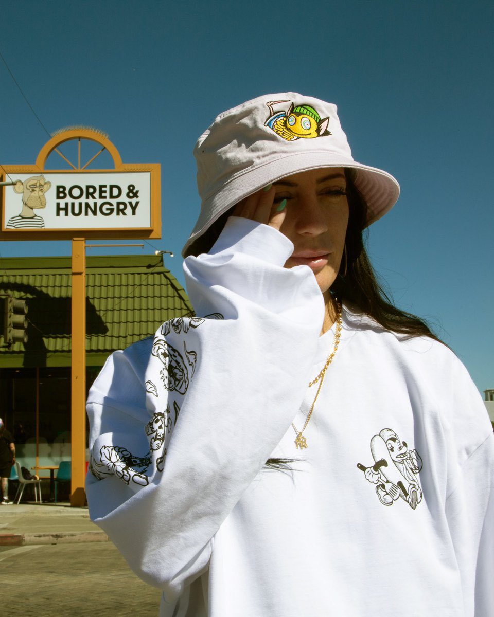 I'm giving away my $200 goonz store credit 🍔🍟 

The <a href="/Cryptoon_Goonz/">Goonz</a> community has been killing it on twitter. So I want to give back.

Enter before Friday's apparel drop 👇🏻 👇🏻 👇🏻 

• Like &amp; RT
• Follow <a href="/Zoomair10/">🌭 Zoomair 👺</a> and <a href="/Cryptoon_Goonz/">Goonz</a>
• Share with a friend!