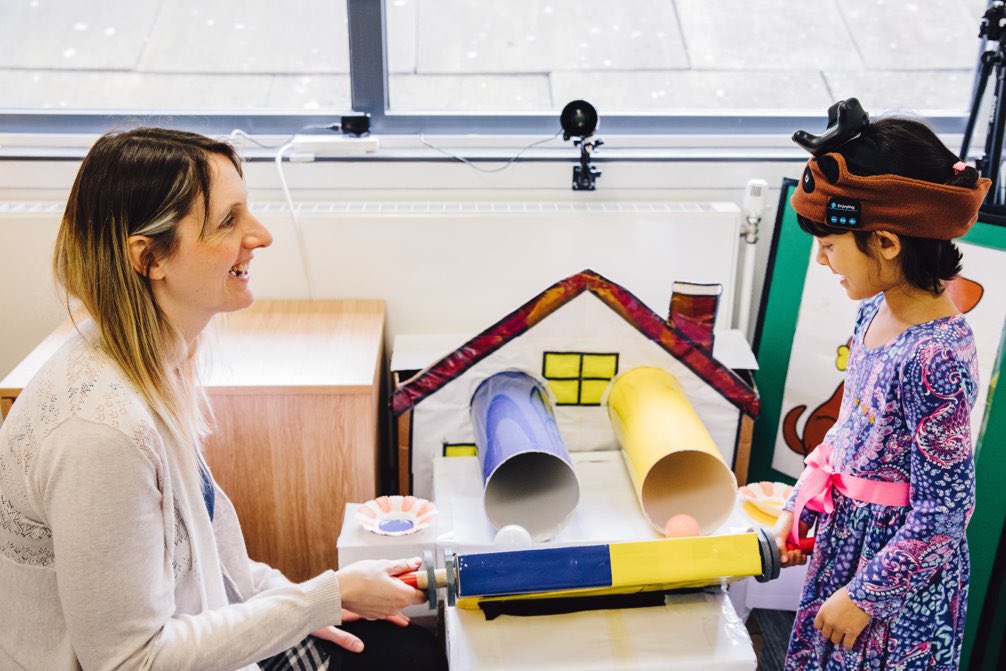 WaRKs_Group's tweet photo. Dear parents, our researchers look at speech and language development and social development in children. We are welcoming families with young children (0-5yrs) to our research lab at the University of Warwick, or an online session from the comfort of your own home! https://t.co/nQgc5U0Hdy