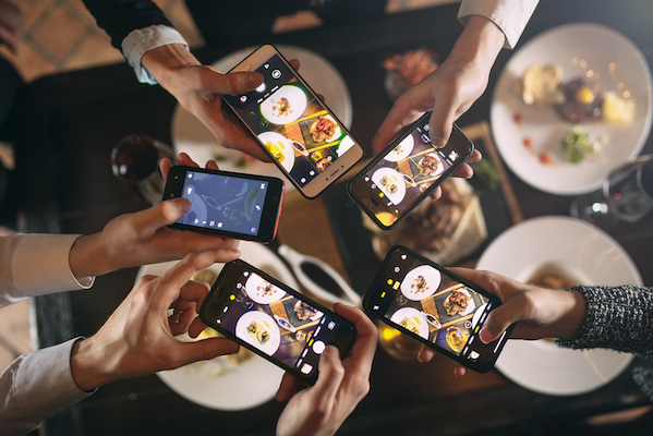 iBankApp's tweet photo. Money management doesn't have to be boring...

With the iBank App, you can connect all of your banks accounts to see your transactions in one place.

Associate photos &amp; friends to your transactions so you can actually see the memories behind your #money.

https://t.co/pSehODbjaK https://t.co/d030R7Hygw