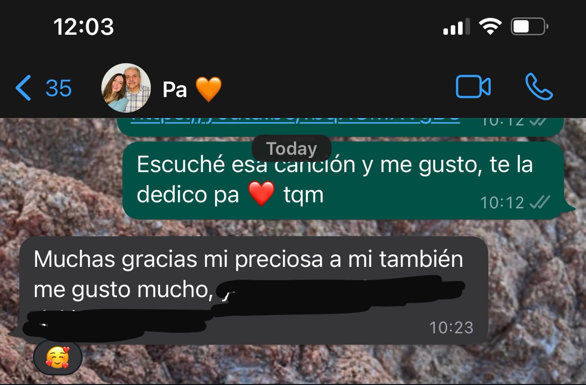 ariibentz's tweet photo. Hoy le dediqué una canción a mi papá y mi Spotify esta sincronizado con Alexa, a cada rato se me corta lo que estoy escuchando, por qué ? Por qué mi papá está on repeat escuchándola 🥹🥹🥹. https://t.co/iFB2VG9q0L