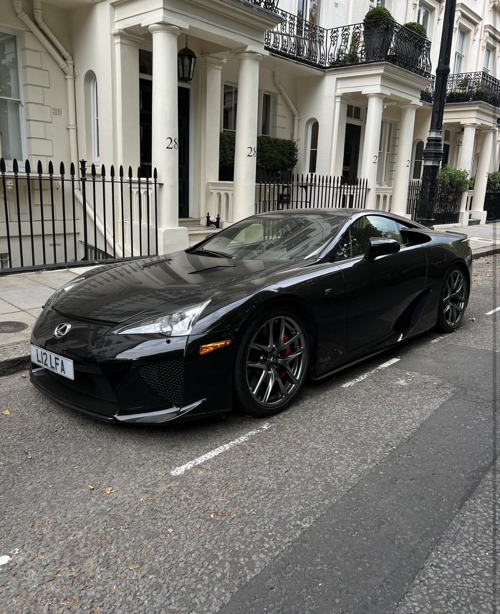 carpxrnpicx's tweet photo. Lexus LFA https://t.co/W0df8nXkdi