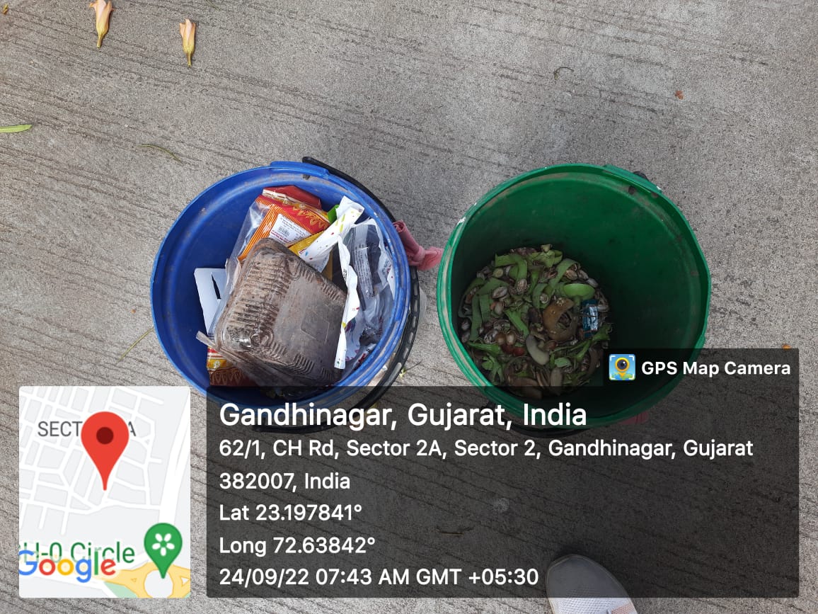 GandhinagarMC's tweet photo. GMC has initiated intensive IEC drives to convey the importance of Segregation of Waste to the citizens of Gandhinagar. Citizens are supporting this initiative by segregating their household waste daily. @SwachhBharatGov @SwachSurvekshan #SwachhGandhinagar https://t.co/5ybt2CSeNi