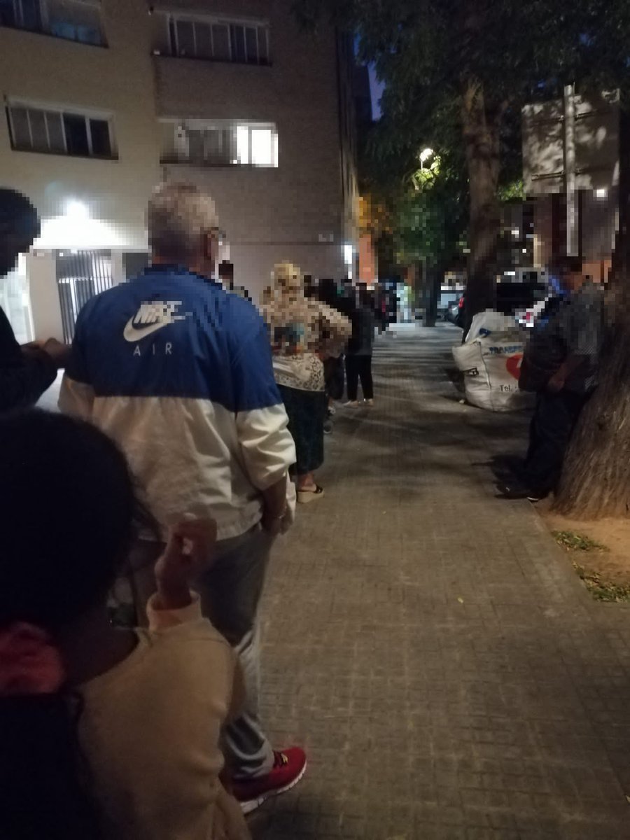 Repartiment d'aliments ahir a <a href="/AsociacindePaz1/">Asociación de Paz</a> <a href="/XAMA_Catalunya/">Xarxa d'Ajuda Mutua Alimentaria</a> 

Solidaritat en acció.
#freepablogonzalez
#FreeAssange 
#FreeAlexSaab
#MenjadorSocialJa