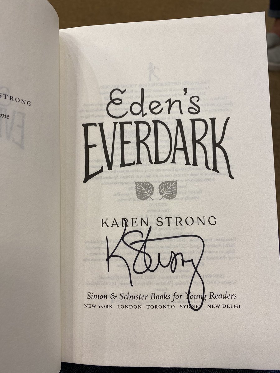 Took a writing break and signed copies of EDEN’S EVERDARK at @BNAthens. ❤️📚