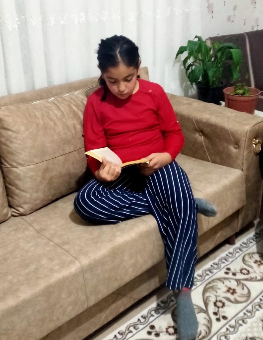 MeydanDurdane's tweet photo. Taşkapı okuyor.
#EnBüyükReytingAilemleKitapOkumak 
#EskilOkuyor #TuzGölündeKitapOkumak @tcmeb
@aksarayvaliligi 
@hmzaydg 
@EskilKaymakamli 
@Eskil_MEM 
@brahimkler2
@taskapiokulu https://t.co/TXbS6yJOY4